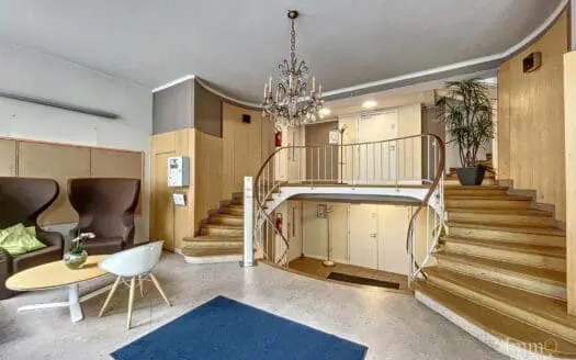Bureau à louer  126 m², 1100 €