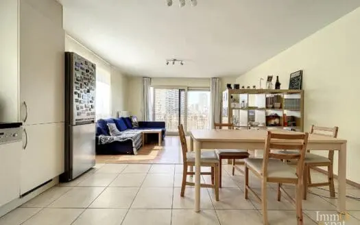 Appartement à vendre  2 chambres 85 m², 325000 €