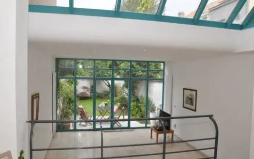 Maison à vendre  4 chambres 240 m², 550000 €