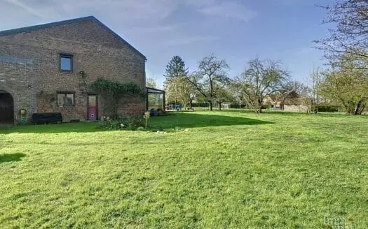 House for rent 4 bedrooms 178 m², 1800 €