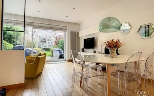 House for rent  4 bedrooms 180 m², 2500 €