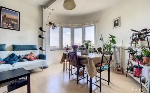 Flat for sale  1 bedroom 60 m², 200000 €