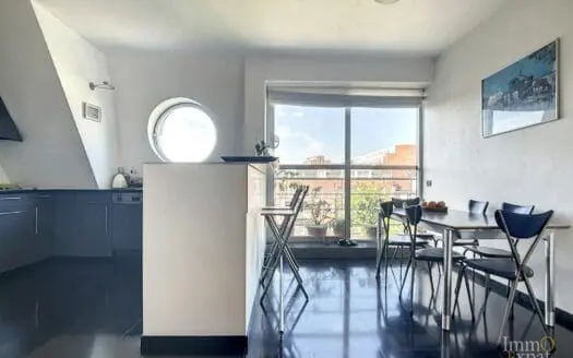 Flat for sale  2 bedrooms 113 m², 450000 €