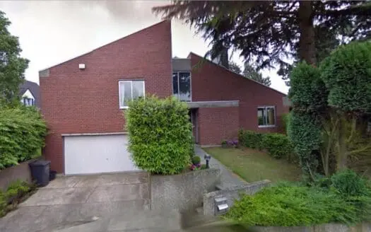 House for sale 3 bedrooms 230 m², 450000 €