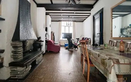 House for sale 5 bedrooms 200 m², 340000 €