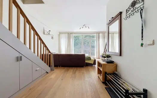 Appartement à louer 2 chambres 108 m², 1600 €
