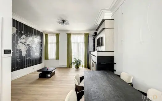 Appartement à louer 2 chambres 170 m², 1600 €