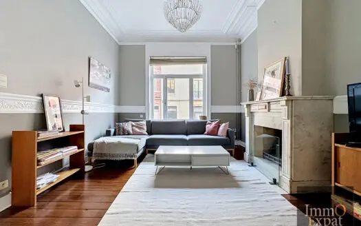 Maison à louer 5 chambres 233 m², 3290 €