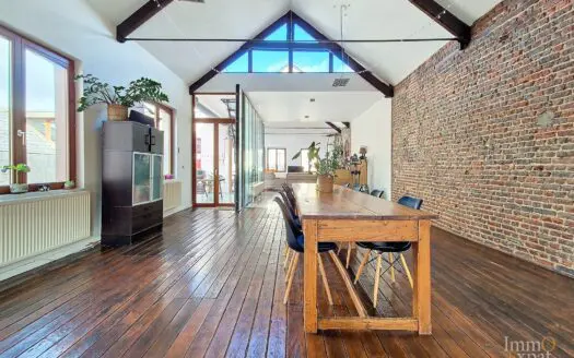 Appartement à vendre  2 chambres 228 m², 550000 €