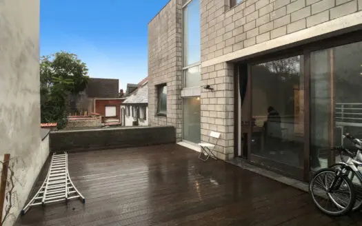 Appartement à vendre  5 chambres 172 m², 390000 €