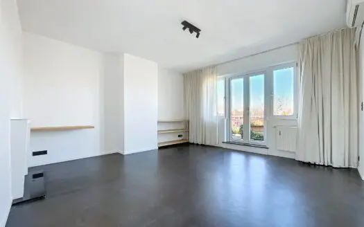 Flat for rent 1 bedroom 80 m², 1150 €