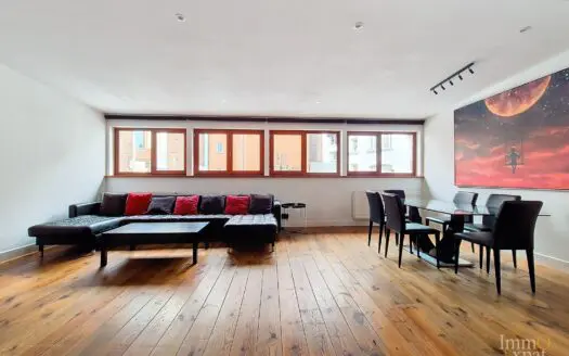 Flat for rent 3 bedrooms 140 m², 1700 €