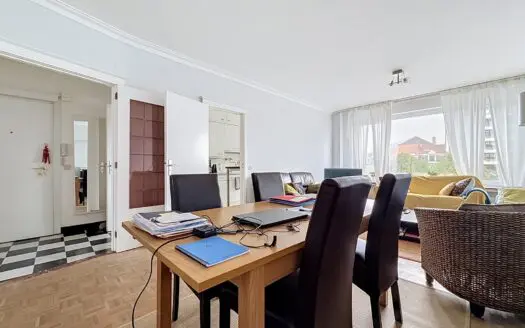 Appartement à louer  2 chambres 94 m², 1450 €