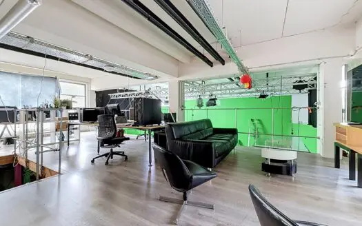 Bureau à louer  200 m², 1000 €