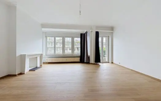 Appartement à louer 1 chambre 71 m², 1100 €