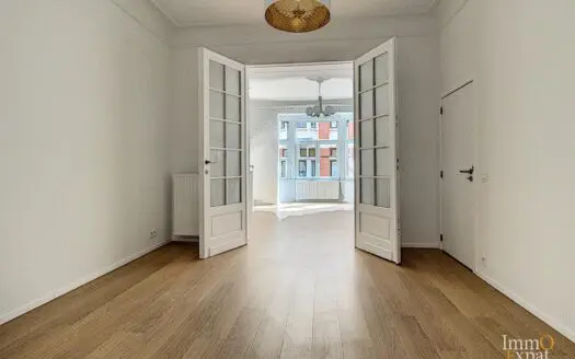 Appartement à louer 2 chambres 100 m², 1200 €