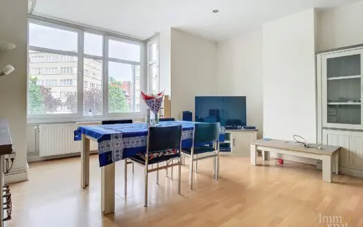 Appartement à louer 2 chambres 90 m², 1100 €