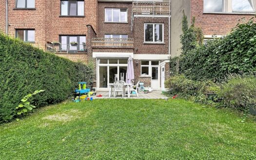 Maison à vendre 8 chambres 260 m², 1050000 €